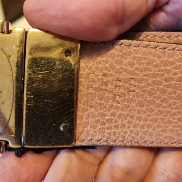 Gucci leather belt with logo buckle size 30\